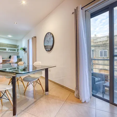 Apartment Bright,stylish 2bedroom In Village Centre Kalkara