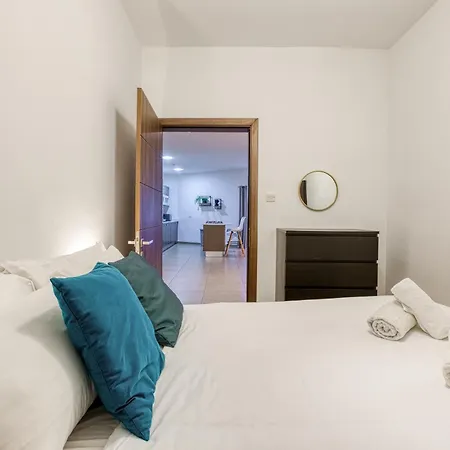 Apartament Bright,stylish 2bedroom In Village Centre *