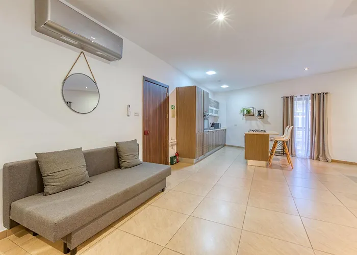 Lägenhet Bright,stylish 2bedroom In Village Centre *