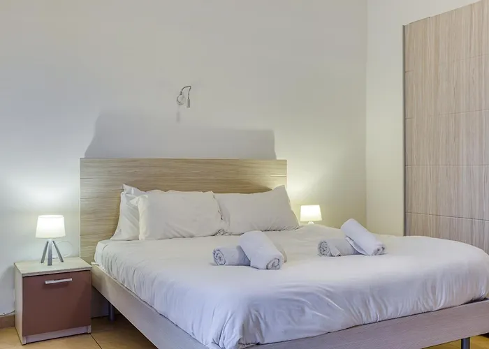 Lägenhet Bright,stylish 2bedroom In Village Centre *