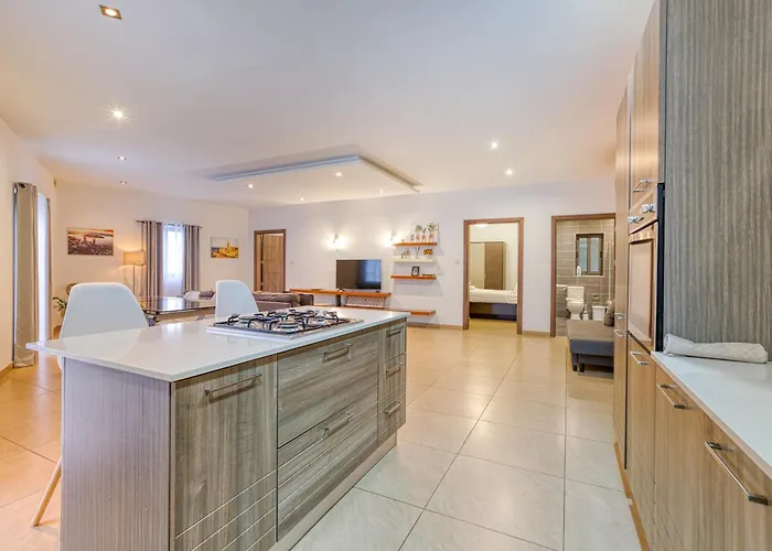 Bright,stylish 2bedroom In Village Centre * Kalkara